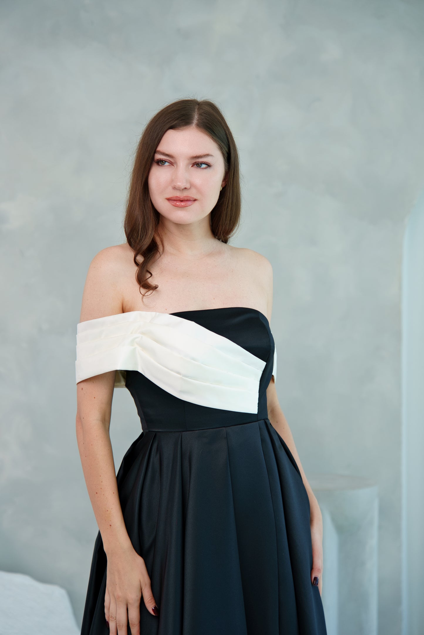 Dress 14 - Timeless Contrast