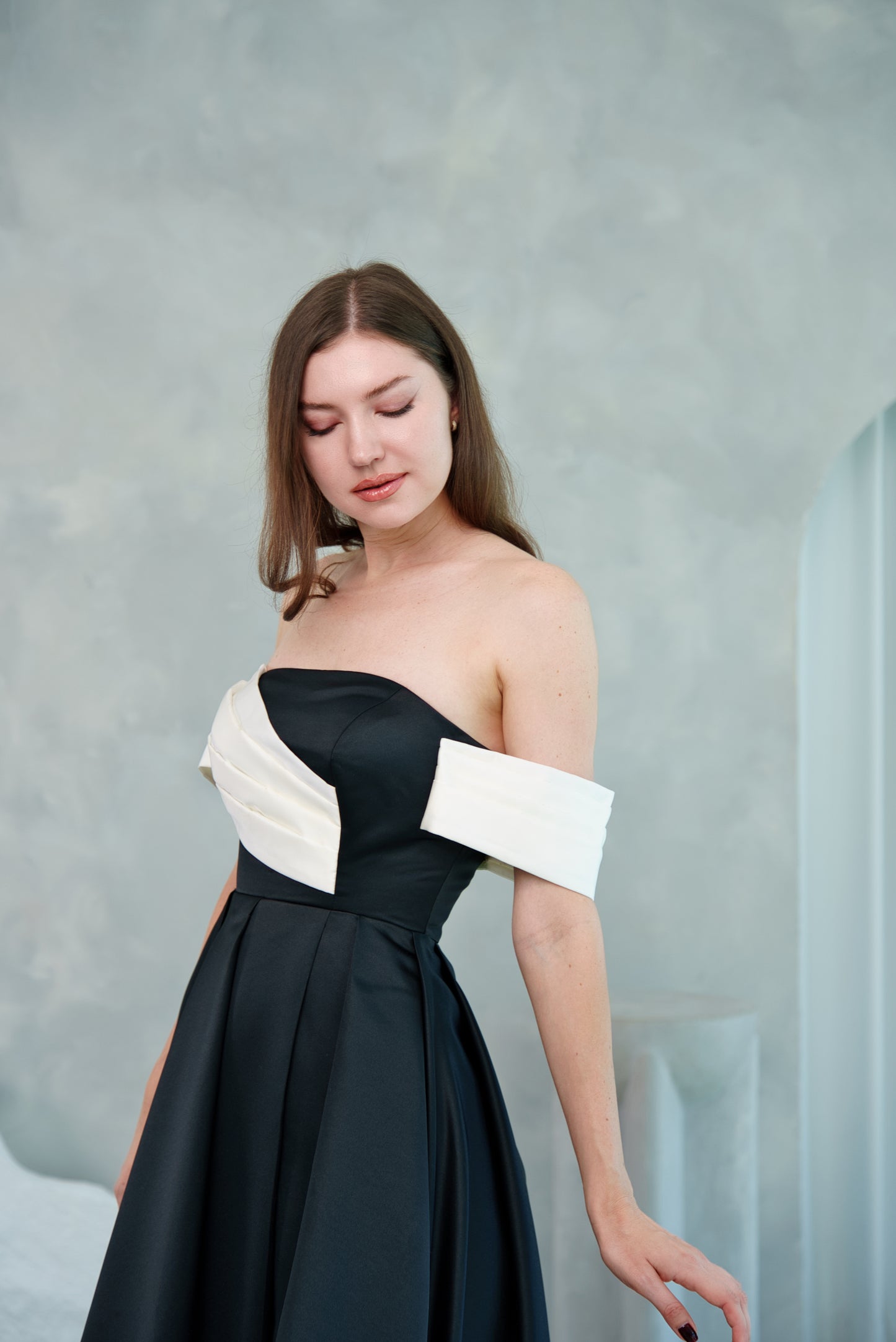 Dress 14 - Timeless Contrast