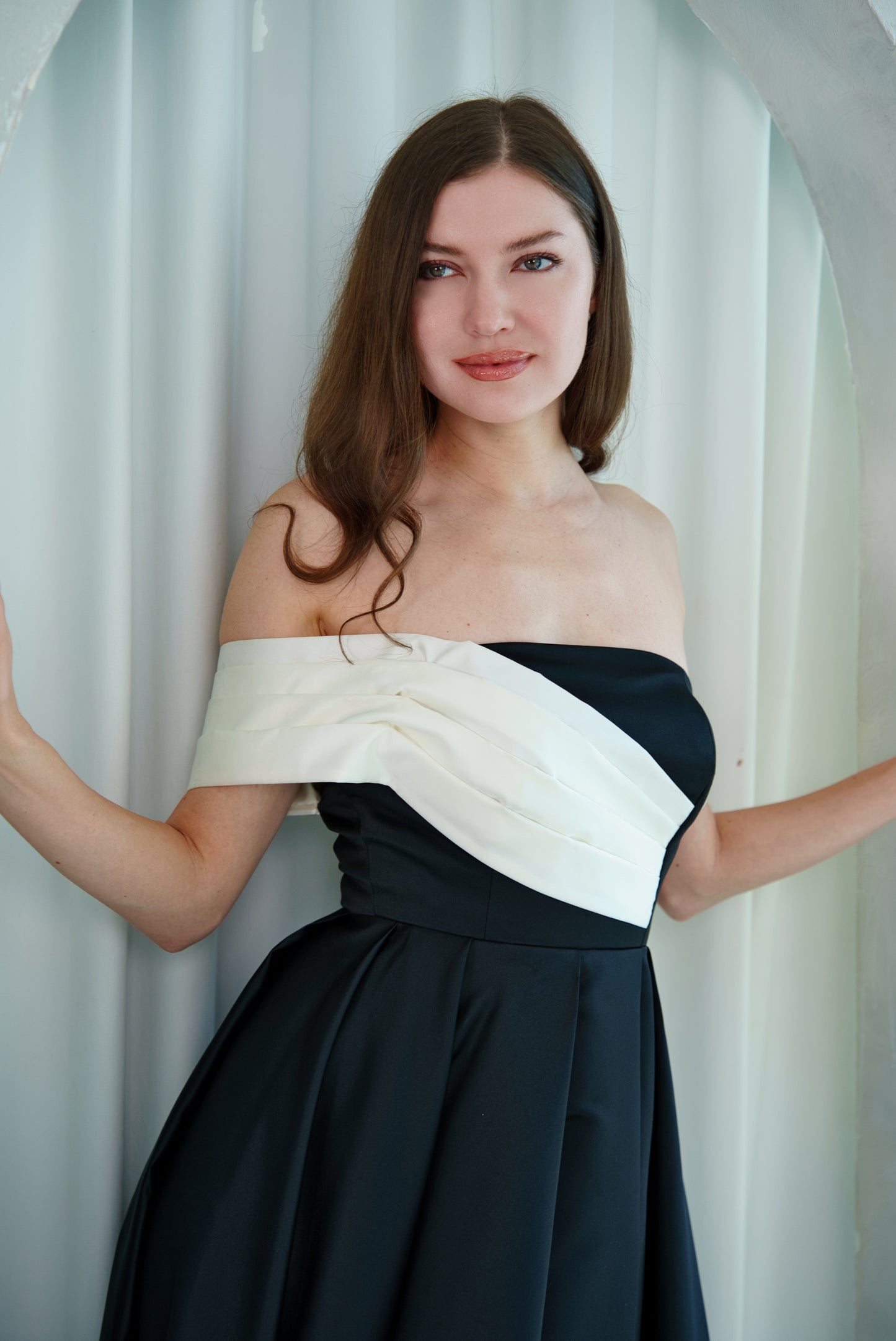 Dress 14 - Timeless Contrast