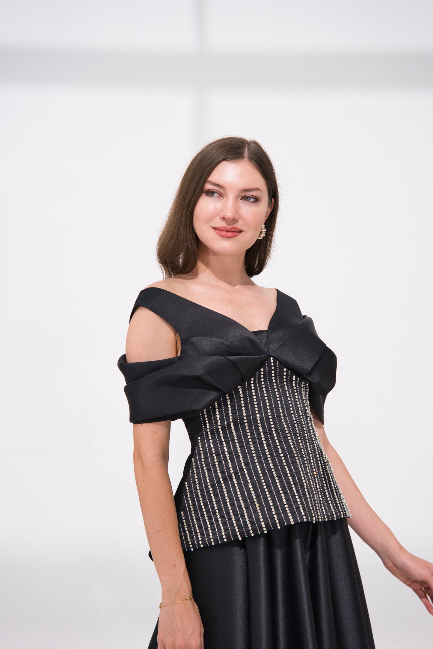 Dress 22 - Elegant in Black